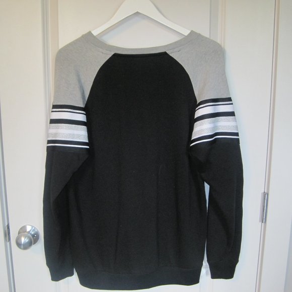 VICTORIA’S SECRET PINK brand, black/grey/white/silver color pullover. Size XS - Picture 5 of 8